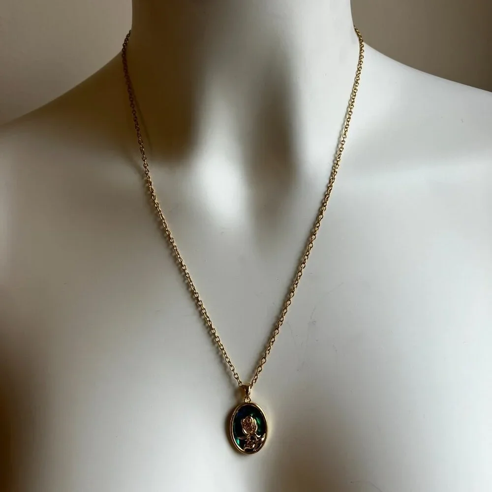 Paua Abalone Oval Pendant with 18k Real Gold-plated Chain Adjustable 20 inch
